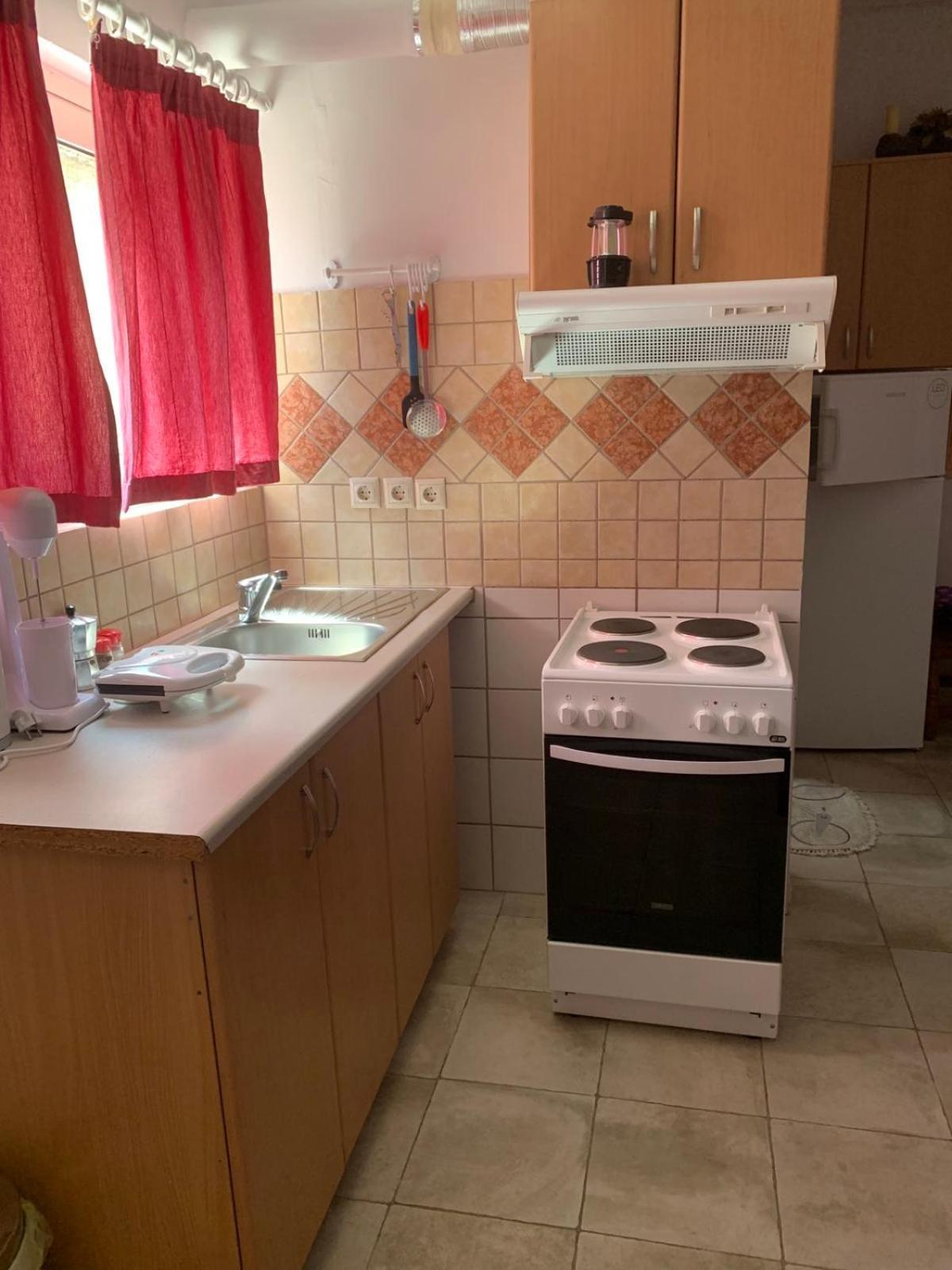 شقة Domenica House Kondaraíni المظهر الخارجي الصورة